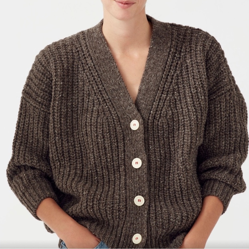 Babaa no. 19 cardigan in oak